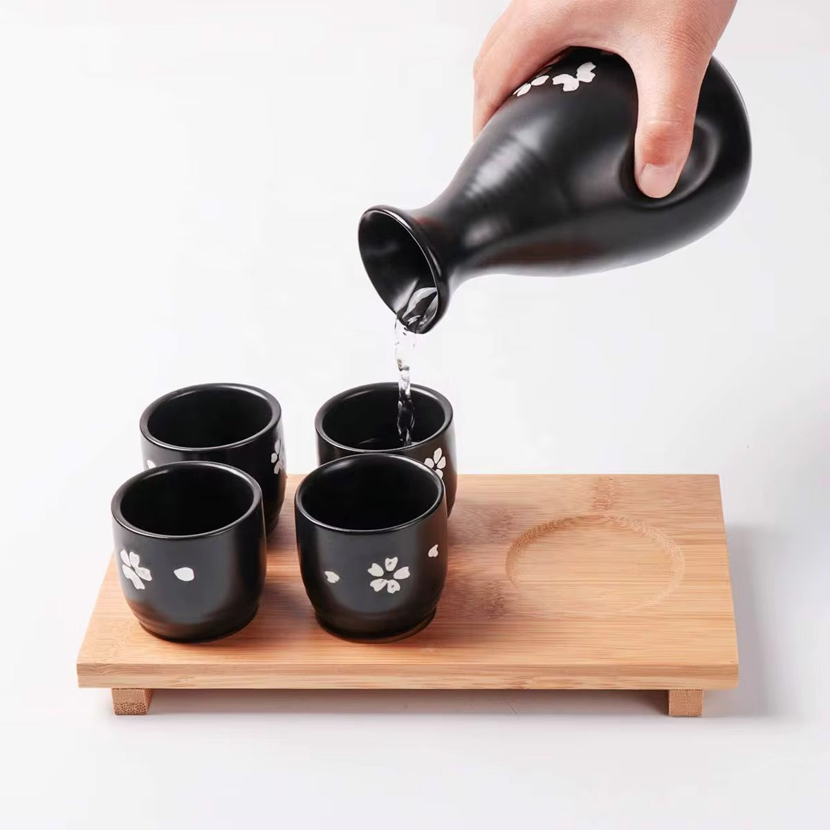 SAKE SERVING SET